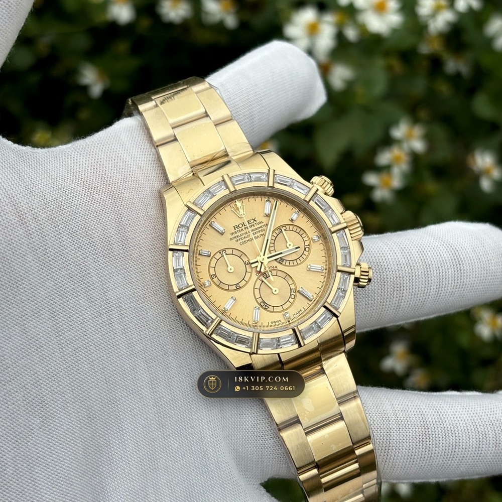 Rolex Cosmograph Daytona Diamond-Set Bezel 18K Yellow Gold Ref. 126508 — Private Vault Edition — Studio Gallery Plate IV in 18K Yellow Gold Au750 (216.5g Verified Mass, Rolex Manufacture Cal. 4131 - 72h Power Reserve)