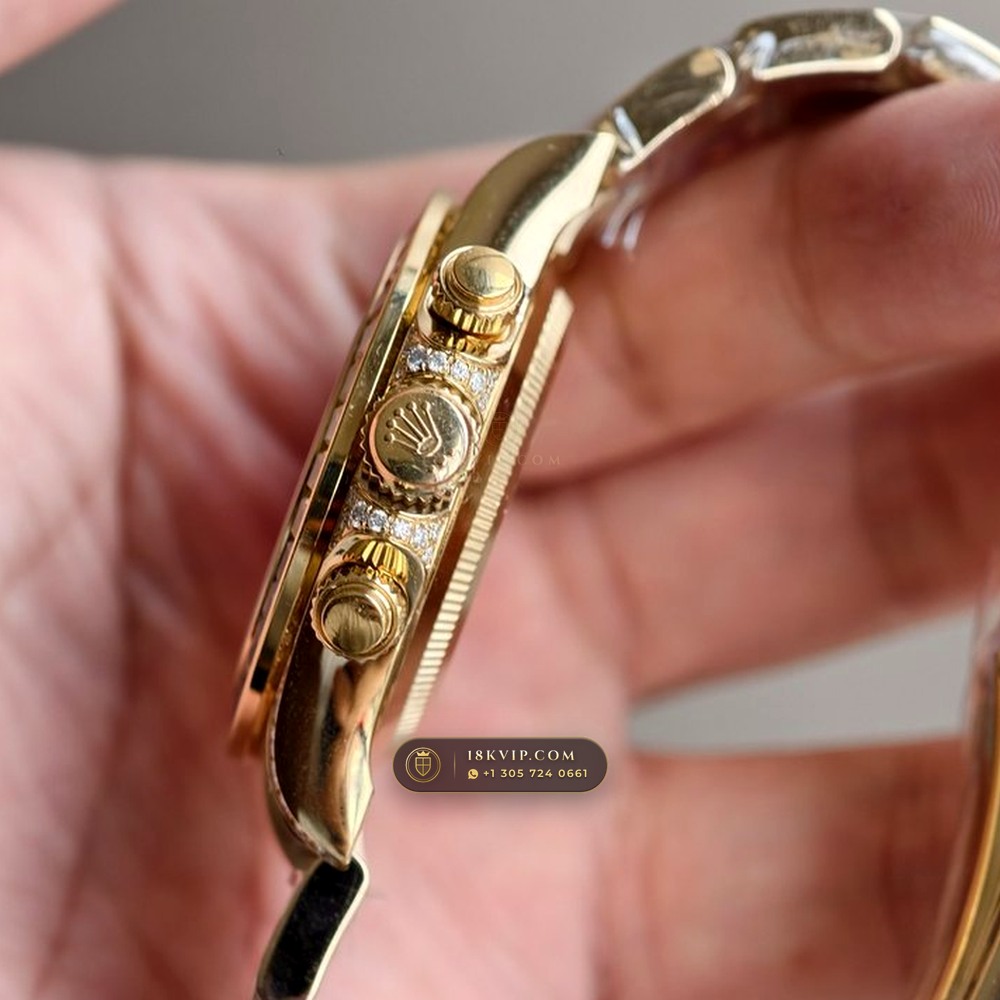 Rolex Cosmograph Daytona Rainbow 36 Graduated Sapphires & Pave Dial 18K Yellow Gold Ref. 126598RBOW — Private Vault Edition — Studio Gallery Plate VI in 18K Yellow Gold Au750 (216.5g Verified Mass, Rolex Manufacture Cal. 4131 - 72h Power Reserve)