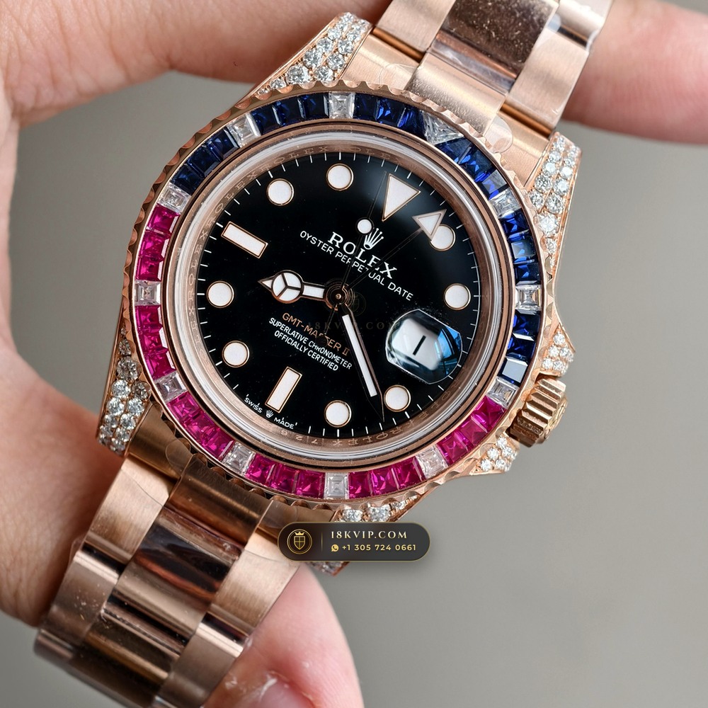 Rolex GMT-Master II Diamond-Set Bezel 18K Everose Gold Ref. 126755SARU — Private Vault Edition — Studio Gallery Plate III in 18K Rose Gold Au750 (225.3g Verified Mass, Rolex Manufacture Cal. 3285 - 70h Power Reserve)