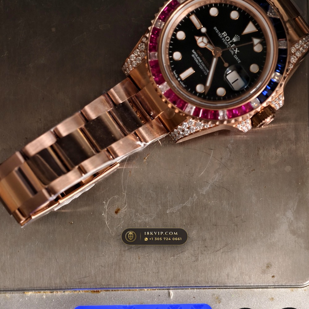 Rolex GMT-Master II Diamond-Set Bezel 18K Everose Gold Ref. 126755SARU — Private Vault Edition — Studio Gallery Plate IX in 18K Rose Gold Au750 (225.3g Verified Mass, Rolex Manufacture Cal. 3285 - 70h Power Reserve)