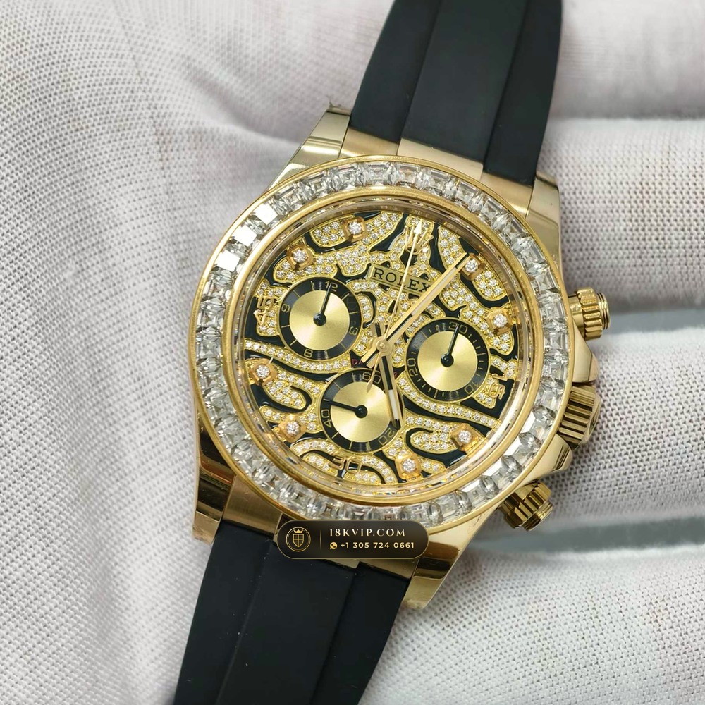 Rolex Cosmograph Daytona Eye of the Tiger Diamond Dial 18K Yellow Gold Ref. 116588TBR — Private Vault Edition — Studio Gallery Plate III in 18K Yellow Gold Au750 (160.7g Verified Mass, Rolex Manufacture Cal. 4130 - 72h Power Reserve)