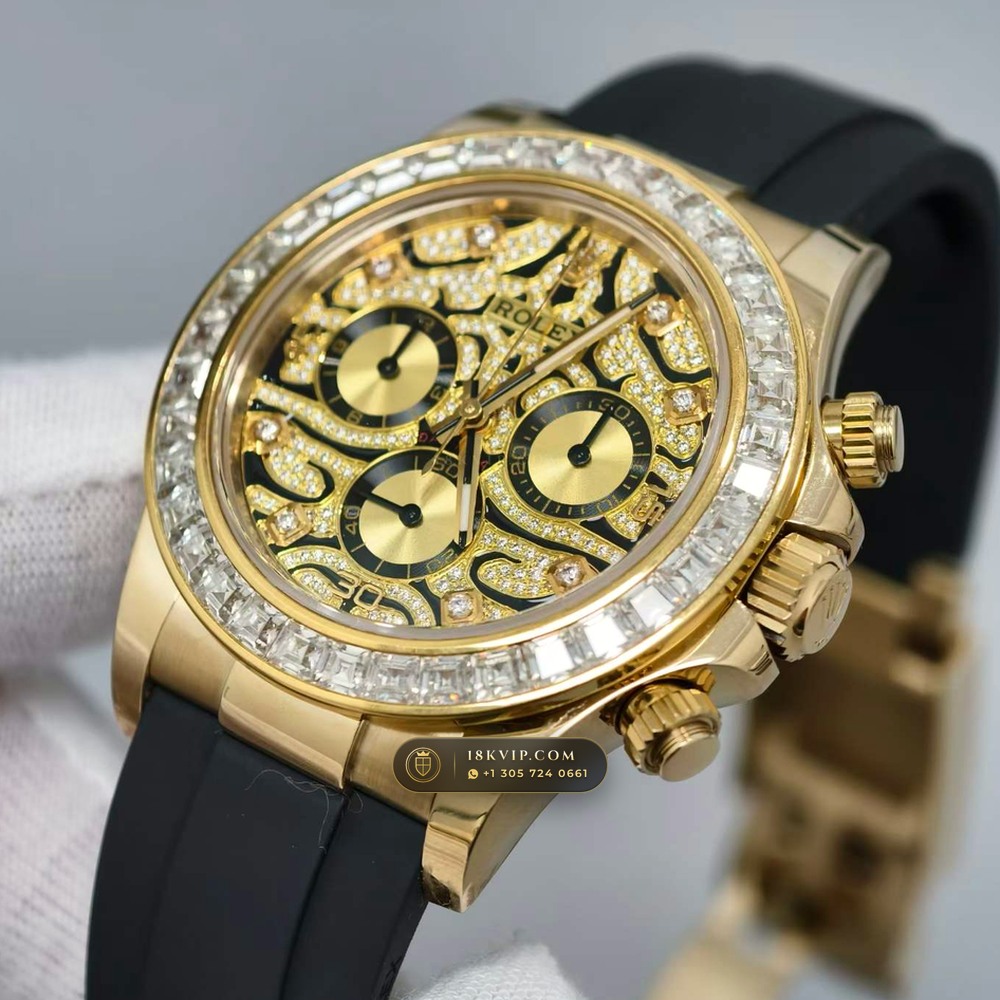Rolex Cosmograph Daytona Eye of the Tiger Diamond Dial 18K Yellow Gold Ref. 116588TBR — Private Vault Edition — Studio Gallery Plate IV in 18K Yellow Gold Au750 (160.7g Verified Mass, Rolex Manufacture Cal. 4130 - 72h Power Reserve)