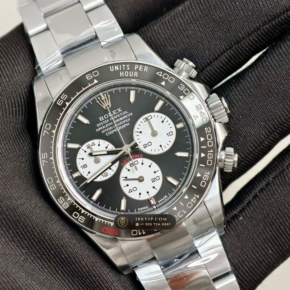 Rolex Cosmograph Daytona Le Mans 100th Anniversary 18K White Gold Geneva Atelier Spec Ref. 126529LN — Private Vault Edition — Studio Gallery Plate II in 18K White Gold Au750 (216.8g Verified Mass, Rolex Manufacture Cal. 4132 - 24h Le Mans)