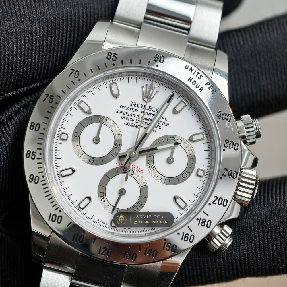 Rolex Cosmograph Daytona Hand-Chamfered Bevel Spec Ref. 116520 — Private Vault Edition — Studio Gallery Plate II in 904L Stainless Steel Custom Architecture (143.2g Verified Mass, Rolex Manufacture Cal. 4130 - 72h Power Reserve)