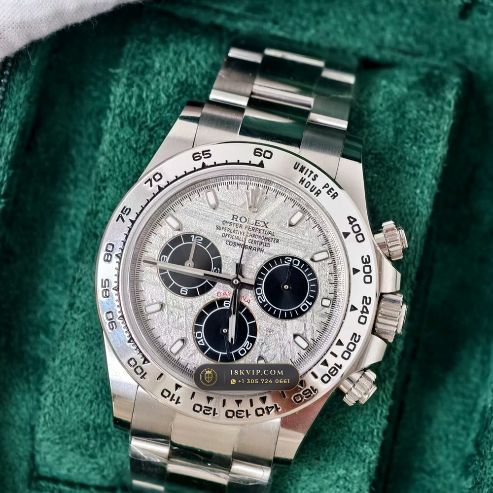 Rolex Cosmograph Daytona Gibeon Meteorite Dial 18K White Gold Ref. 116509 — Private Vault Edition — Studio Gallery Plate III in 18K White Gold Au750 (216.9g Verified Mass, Rolex Manufacture Cal. 4130 - 72h Power Reserve)