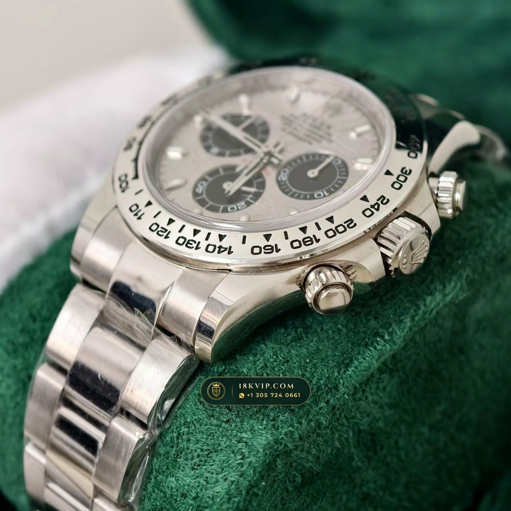 Rolex Cosmograph Daytona Gibeon Meteorite Dial 18K White Gold Ref. 116509 — Private Vault Edition — Studio Gallery Plate V in 18K White Gold Au750 (216.9g Verified Mass, Rolex Manufacture Cal. 4130 - 72h Power Reserve)