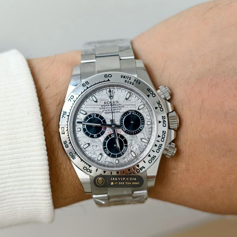 Rolex Cosmograph Daytona Gibeon Meteorite Dial 18K White Gold Ref. 116509 — Private Vault Edition — Studio Gallery Plate VIII in 18K White Gold Au750 (216.9g Verified Mass, Rolex Manufacture Cal. 4130 - 72h Power Reserve)