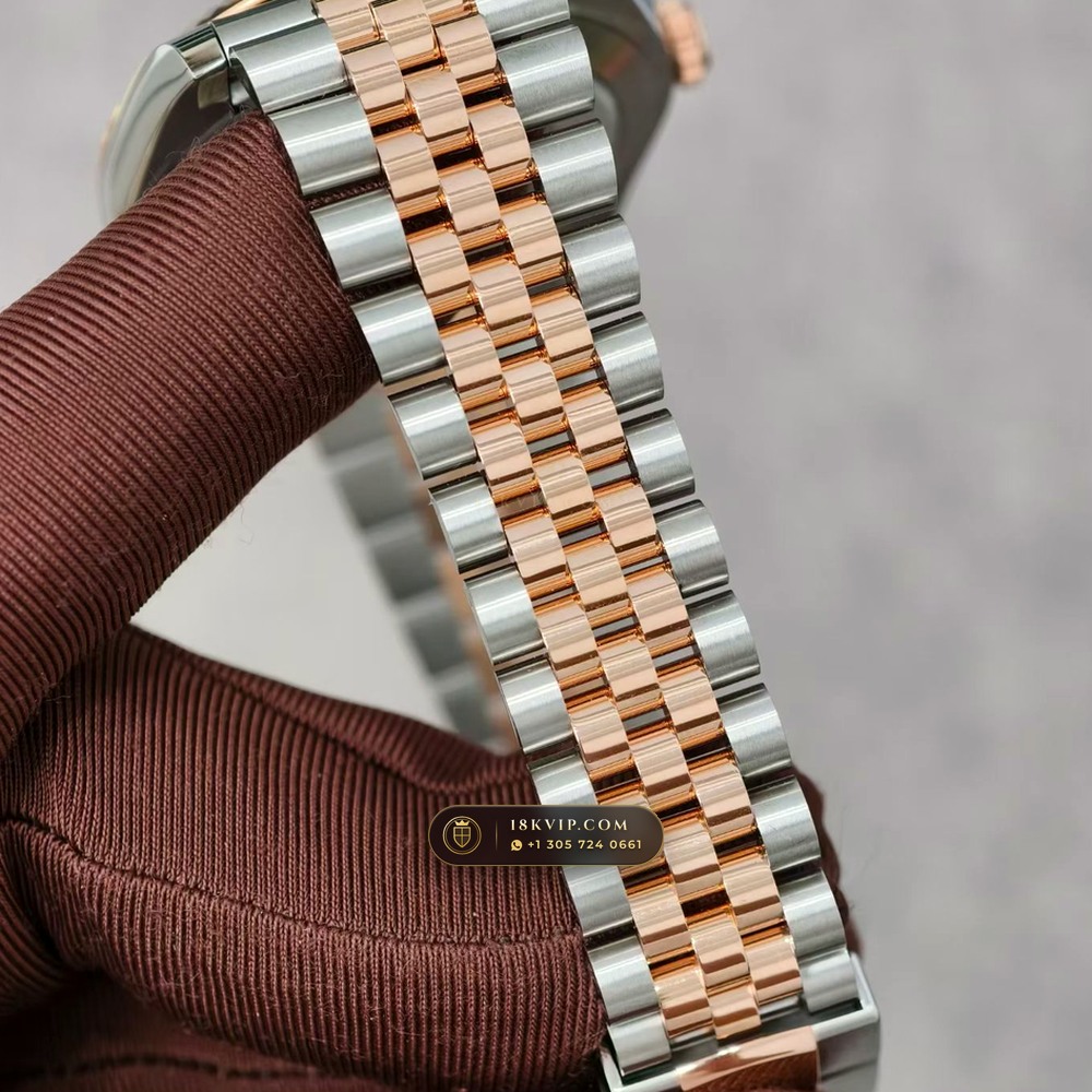 Rolex Datejust 41 Ref. 126331 — Private Vault Edition — Studio Gallery Plate IV in 18K Gold & 904L Oystersteel Rolesor (150.9g Verified Mass, Rolex Manufacture Cal. 3235 - 70h Power Reserve)