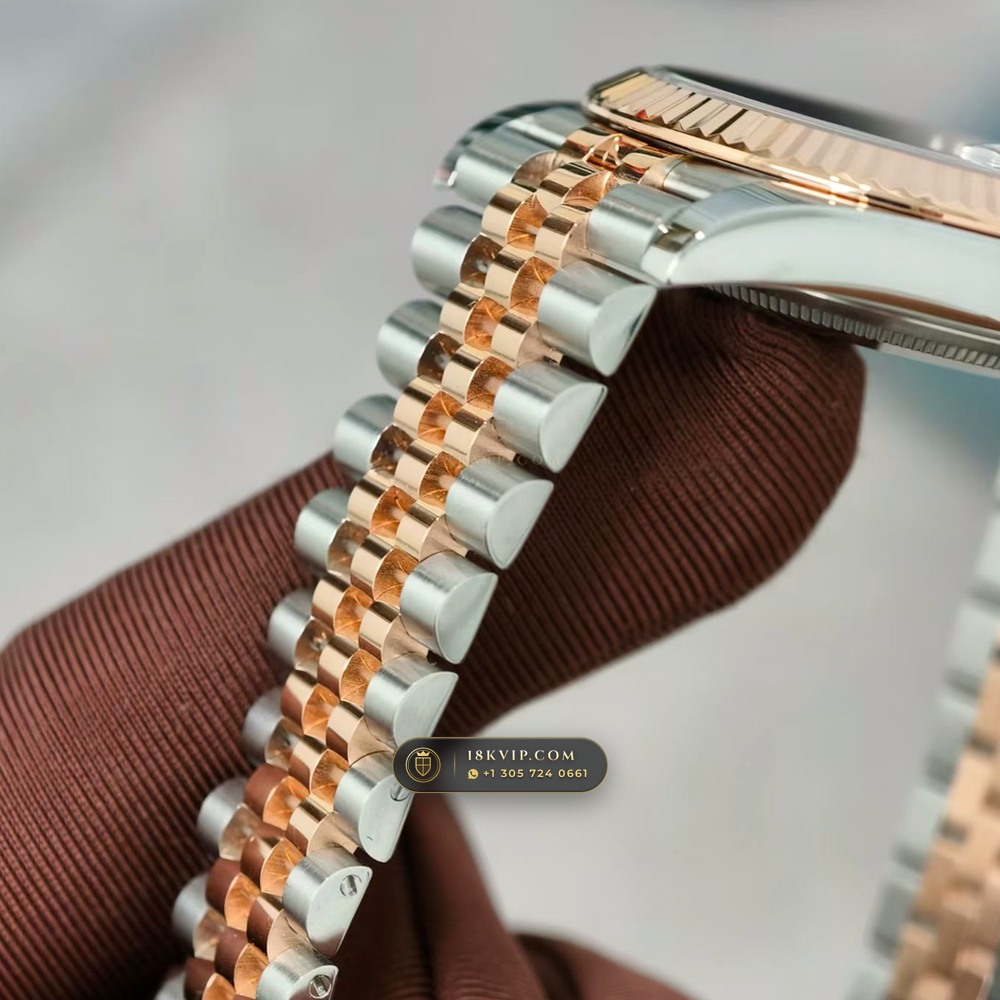 Rolex Datejust 41 Ref. 126331 — Private Vault Edition — Studio Gallery Plate V in 18K Gold & 904L Oystersteel Rolesor (150.9g Verified Mass, Rolex Manufacture Cal. 3235 - 70h Power Reserve)