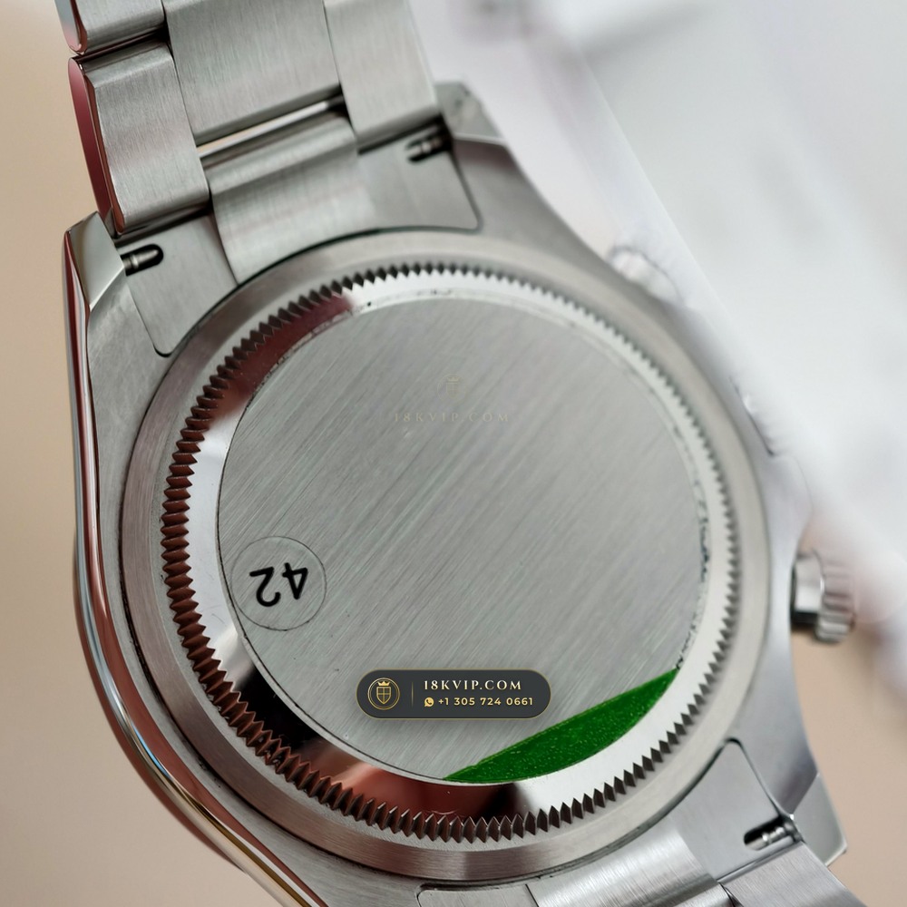 Rolex Cosmograph Daytona Custom SW Dial Ref. 126500 — Private Vault Edition — Studio Gallery Plate VII in 904L Stainless Steel Custom Architecture (143.3g Verified Mass, Rolex Manufacture Cal. 4131 - 72h Power Reserve)
