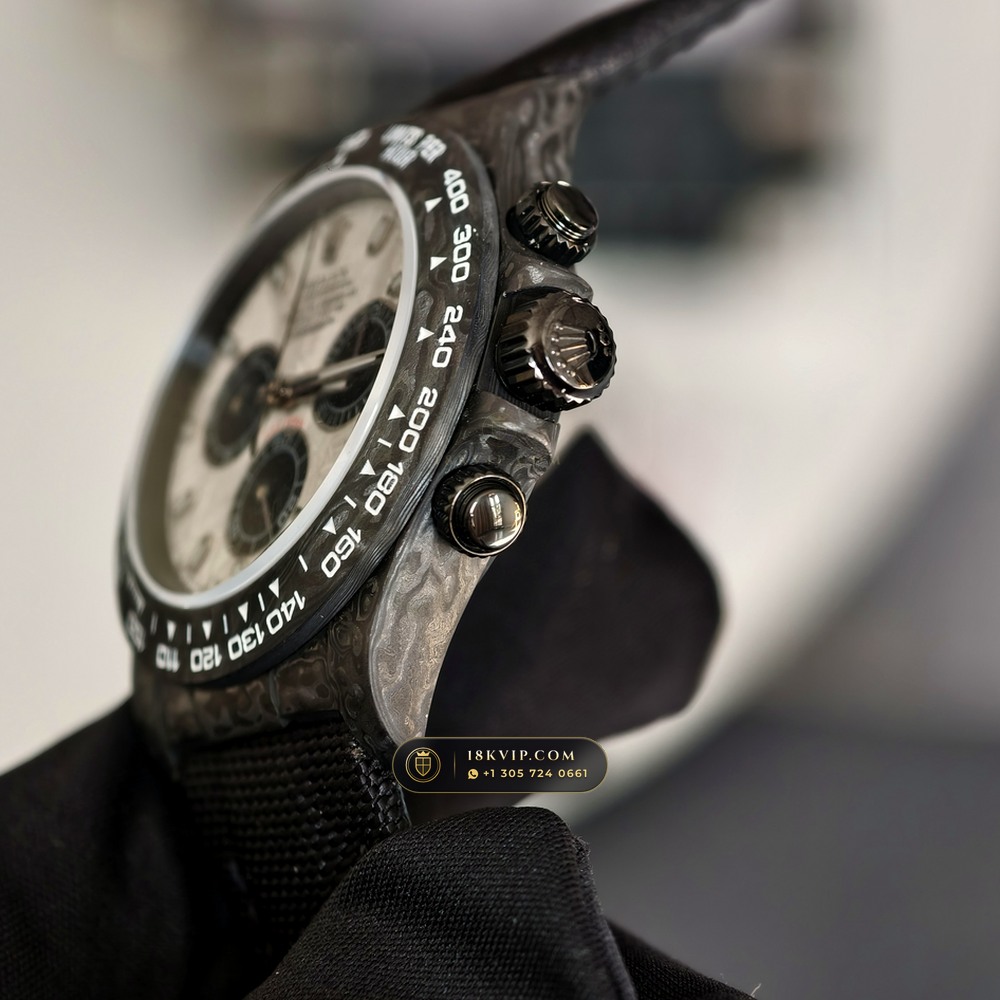 Rolex Cosmograph Daytona Gibeon Meteorite Dial Ref. 116500LN — Private Vault Edition — Studio Gallery Plate II in Forged Carbon TPT & Titanium (62.2g Verified Mass, Rolex Manufacture Cal. 4130 - 72h Power Reserve)