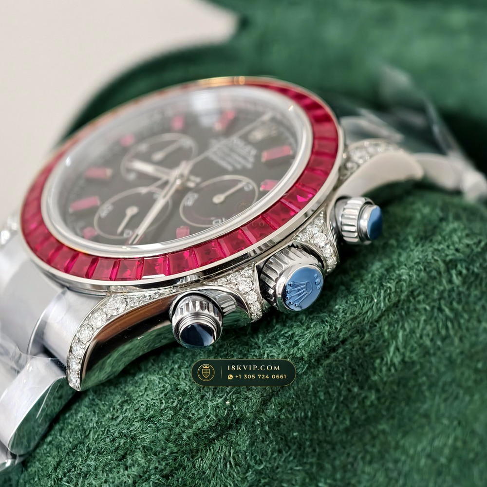 Rolex Cosmograph Daytona Baguette Ruby Bezel 18K White Gold Ref. 126599TRU — Private Vault Edition — Studio Gallery Plate V in 18K White Gold Au750 (216.8g Verified Mass, Rolex Manufacture Cal. 4131 - 72h Power Reserve)