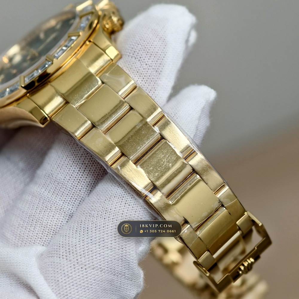 Rolex Cosmograph Daytona 18K Yellow Gold Ref. 116568TBR — Private Vault Edition — Studio Gallery Plate VI in 18K Yellow Gold Au750 (216.7g Verified Mass, Rolex Manufacture Cal. 4130 - 72h Power Reserve)