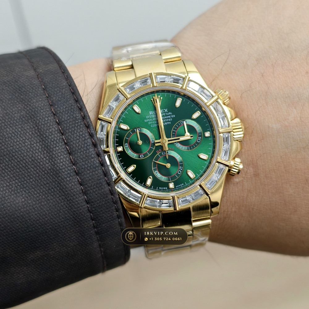 Rolex Cosmograph Daytona 18K Yellow Gold Ref. 116568TBR — Private Vault Edition — Studio Gallery Plate IX in 18K Yellow Gold Au750 (216.7g Verified Mass, Rolex Manufacture Cal. 4130 - 72h Power Reserve)