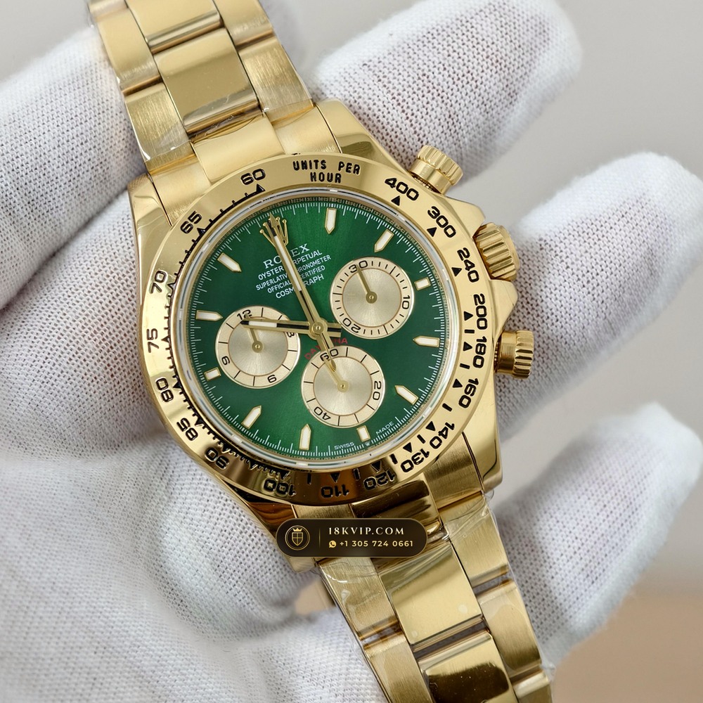 Rolex Cosmograph Daytona John Mayer Emerald Dial 18K Yellow Gold Ref. 126508 — Private Vault Edition — Studio Gallery Plate II in 18K Yellow Gold Au750 (216.8g Verified Mass, Rolex Manufacture Cal. 4131 - 72h Power Reserve)