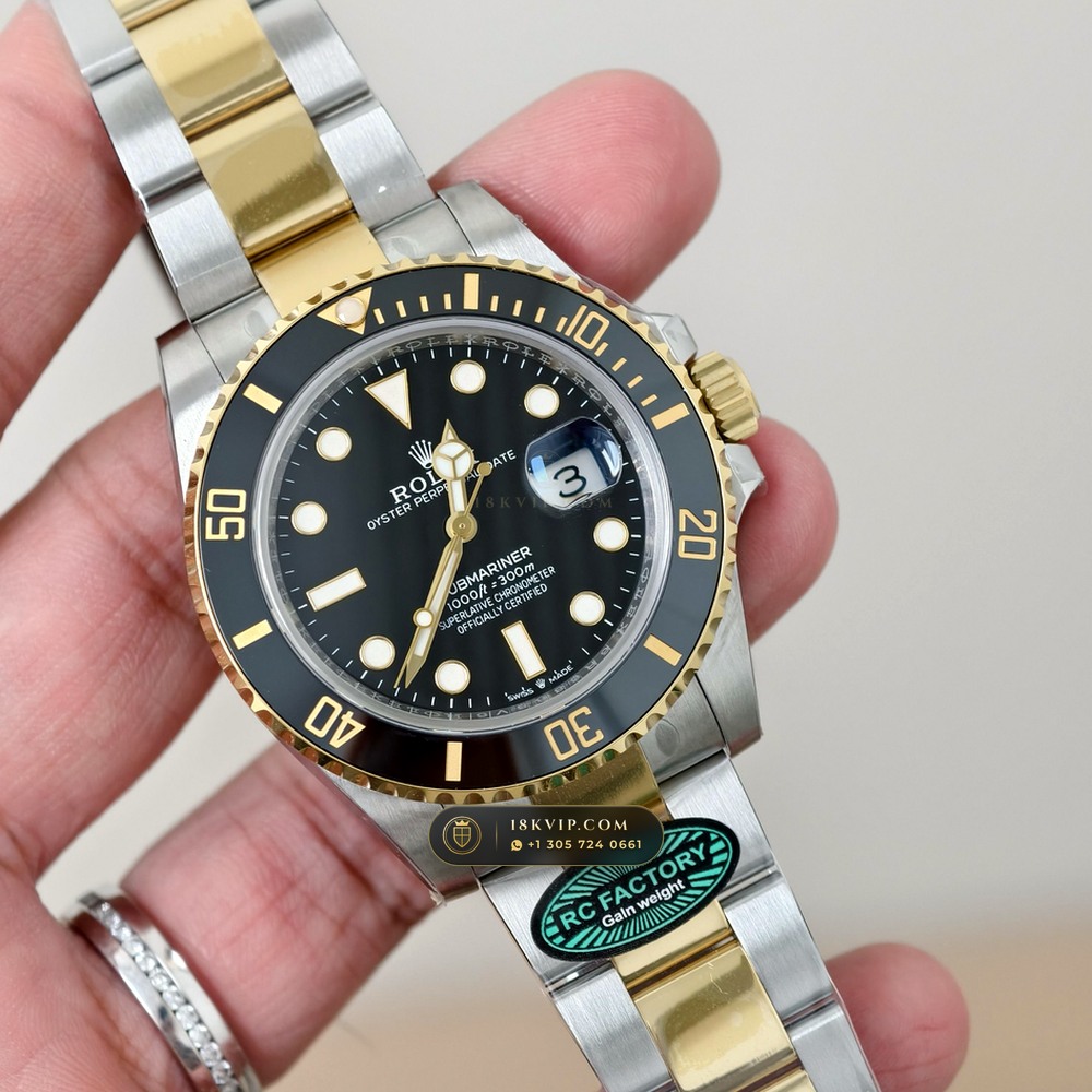 Rolex Submariner Date Geneva Atelier Spec Ref. 126613LN — Private Vault Edition — Studio Gallery Plate II in 904L Stainless Steel Custom Architecture (174.9g Verified Mass, Rolex Manufacture Cal. 3235 - 70h Power Reserve)