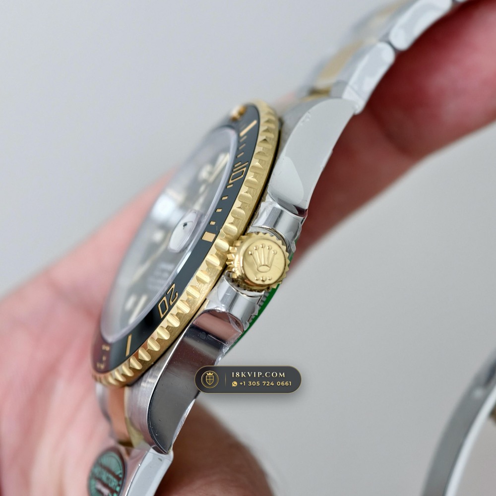 Rolex Submariner Date Geneva Atelier Spec Ref. 126613LN — Private Vault Edition — Studio Gallery Plate V in 904L Stainless Steel Custom Architecture (174.9g Verified Mass, Rolex Manufacture Cal. 3235 - 70h Power Reserve)