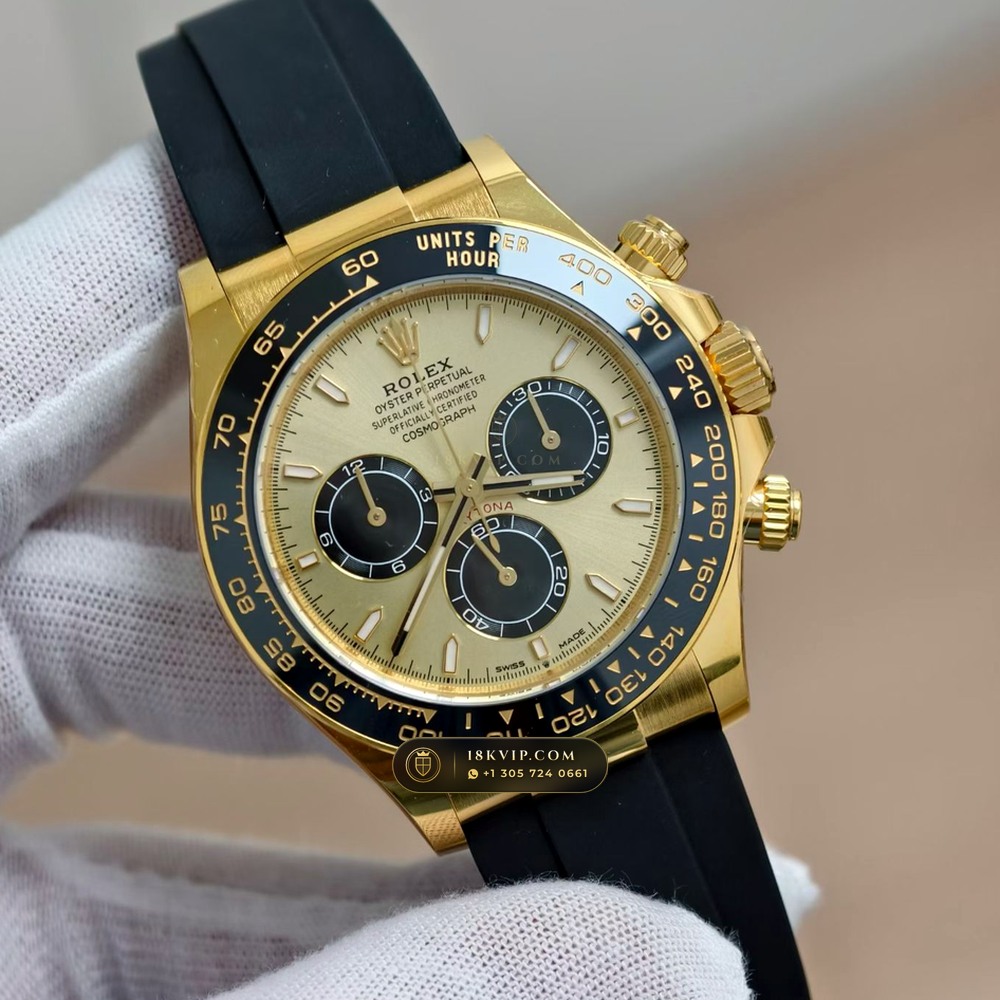 Rolex Cosmograph Daytona 18K Yellow Gold Ref. 126518 — Private Vault Edition — Studio Gallery Plate II in 18K Yellow Gold Au750 (160.7g Verified Mass, Rolex Manufacture Cal. 4131 - 72h Power Reserve)