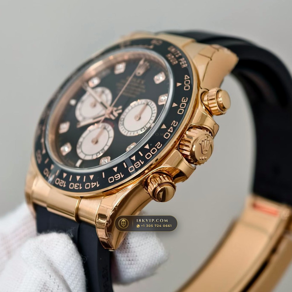 Rolex Cosmograph Daytona 18K Everose Gold Hand-Chamfered Bevel Spec Ref. 126515LN — Private Vault Edition — Studio Gallery Plate IV in 18K Rose Gold Au750 (160.3g Verified Mass, Rolex Manufacture Cal. 4131 - 72h Power Reserve)