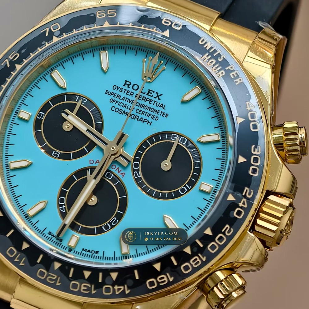 Rolex Cosmograph Daytona Tiffany Blue Dial 18K Yellow Gold Geneva Atelier Spec Ref. 126518LN — Private Vault Edition — Studio Gallery Plate IV in 18K Yellow Gold Au750 (160.2g Verified Mass, Rolex Manufacture Cal. 4131 - 72h Power Reserve)