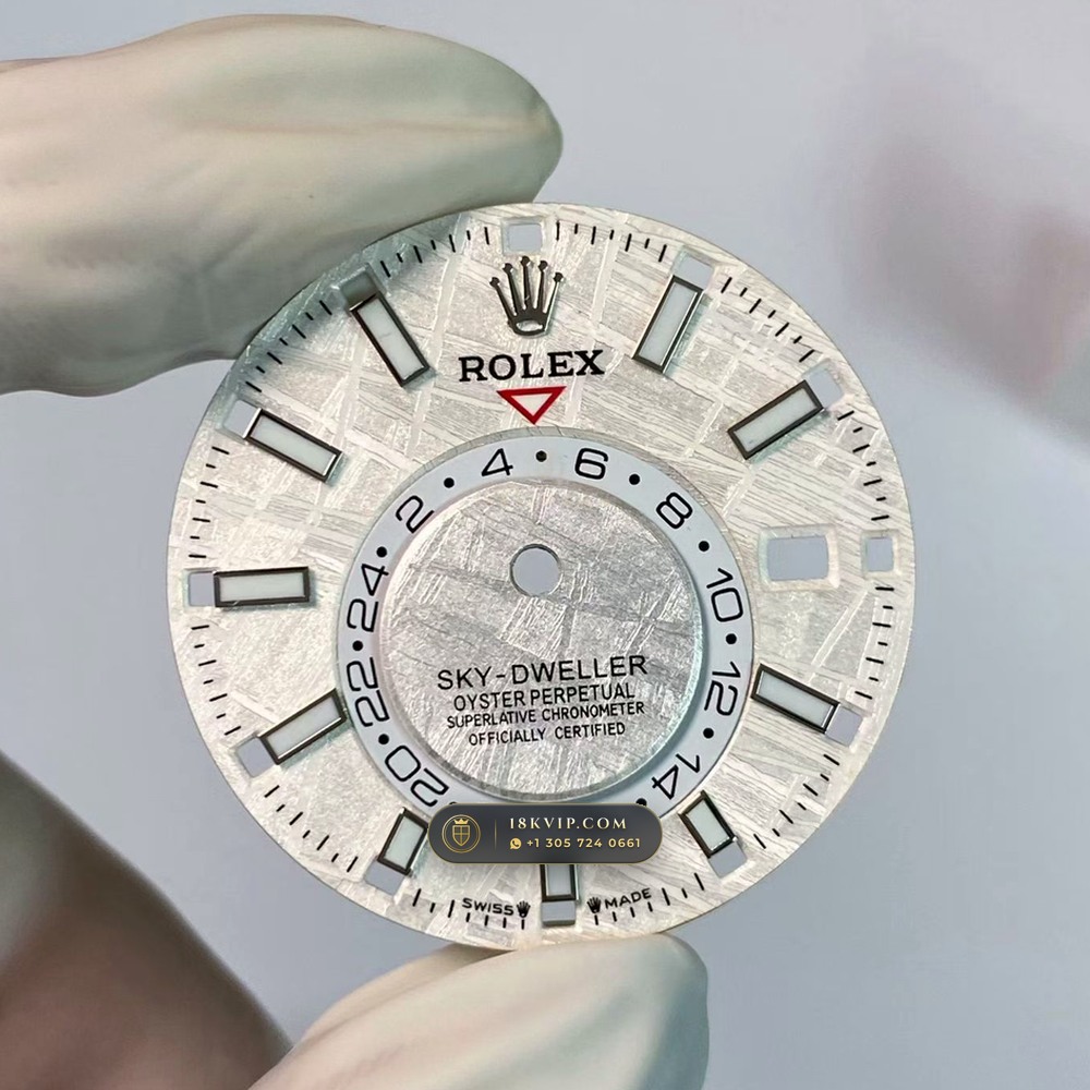 Rolex Sky-Dweller Gibeon Meteorite Dial 18K Everose Gold Ref. 336935 — Private Vault Edition — Studio Gallery Plate III in 18K Rose Gold Au750 (252.4g Verified Mass, Rolex Manufacture Cal. 9002 Annual Calendar)