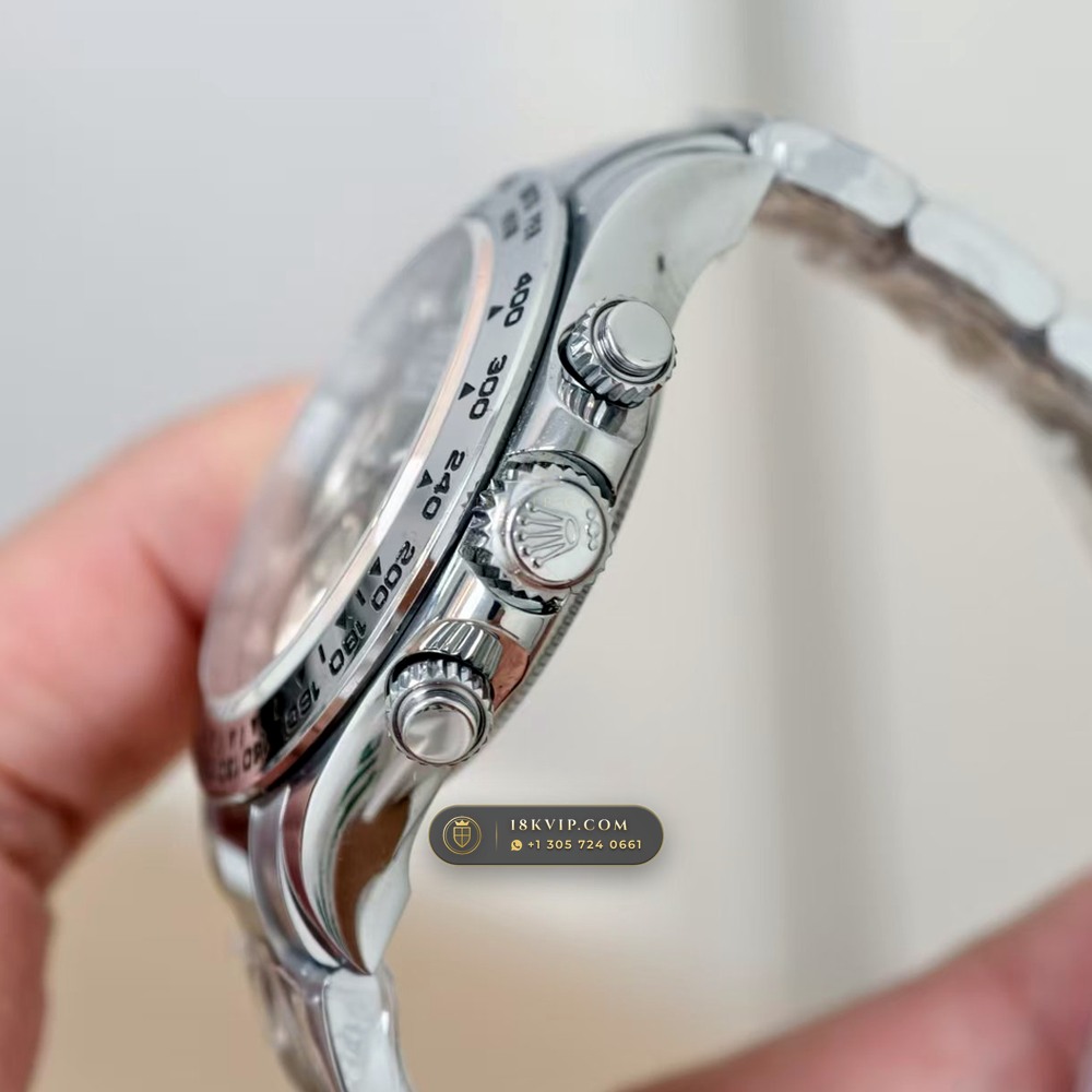 Rolex Cosmograph Daytona Iridescent Natural Mother-of-Pearl Dial 18K White Gold Ref. 126509 — Private Vault Edition — Studio Gallery Plate IV in 18K White Gold Au750 (216.3g Verified Mass, Rolex Manufacture Cal. 4131 - 72h Power Reserve)