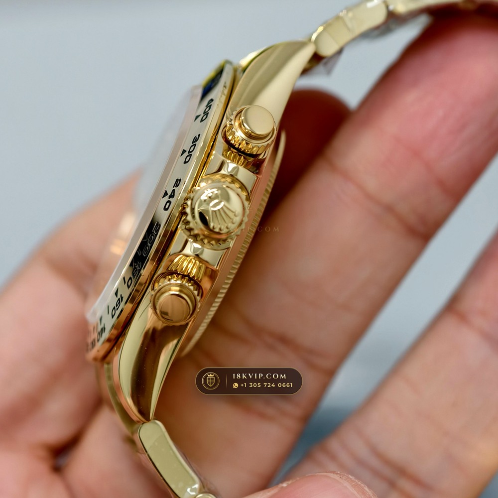 Rolex Cosmograph Daytona 18K Yellow Gold Deep Crystal Optics Ref. 116508 — Private Vault Edition — Studio Gallery Plate IV in 18K Yellow Gold Au750 (216.8g Verified Mass, Rolex Manufacture Cal. 4130 - 72h Power Reserve)