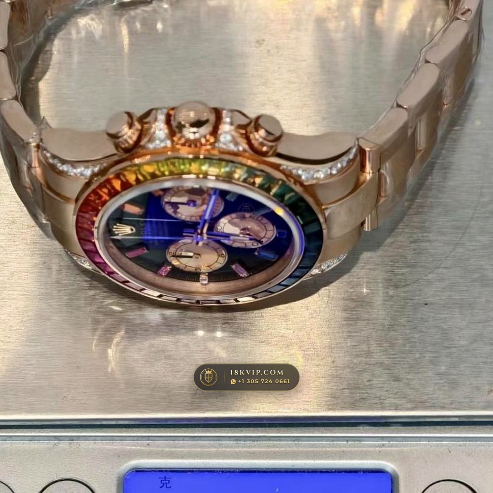 Rolex Cosmograph Daytona Rainbow Sapphire Bezel 18K Everose Gold Geneva Atelier Spec Ref. 116595RBOW — Private Vault Edition — Studio Gallery Plate VIII in 18K Rose Gold Au750 (216.6g Verified Mass, Rolex Manufacture Cal. 4130 - 72h Power Reserve)