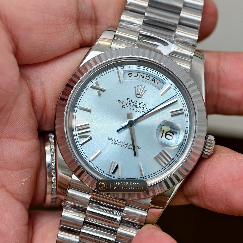 Rolex Day-Date 40 950 Platinum Geneva Atelier Spec Ref. 228236 — Private Vault Edition — Studio Gallery Plate III in 950 Platinum Pt950 (280.1g Verified Mass, Rolex Manufacture Cal. 3255 - 70h Power Reserve)