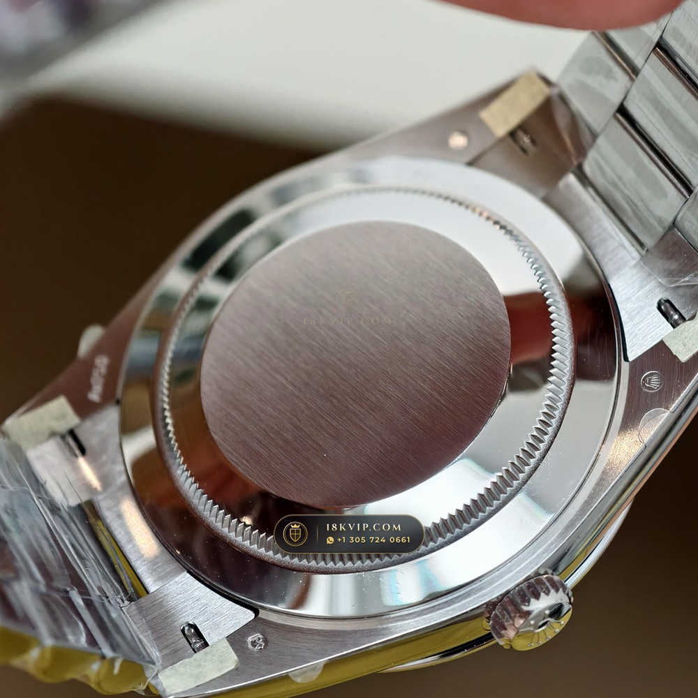 Rolex Day-Date 40 950 Platinum Geneva Atelier Spec Ref. 228236 — Private Vault Edition — Studio Gallery Plate VIII in 950 Platinum Pt950 (280.1g Verified Mass, Rolex Manufacture Cal. 3255 - 70h Power Reserve)