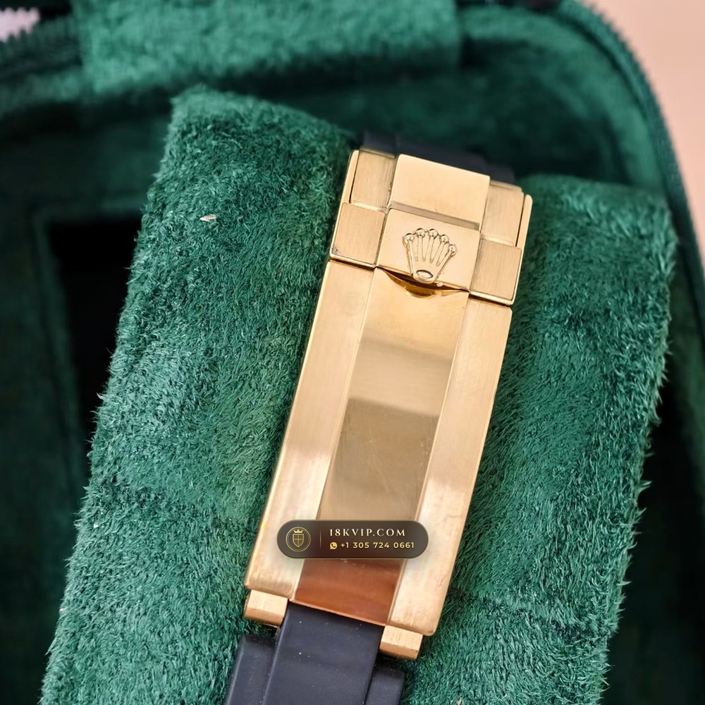 Rolex Cosmograph Daytona 18K Yellow Gold 5-Axis CNC Case Ref. 126518LN — Private Vault Edition — Studio Gallery Plate V in 18K Yellow Gold Au750 (160.3g Verified Mass, Rolex Manufacture Cal. 4131 - 72h Power Reserve)