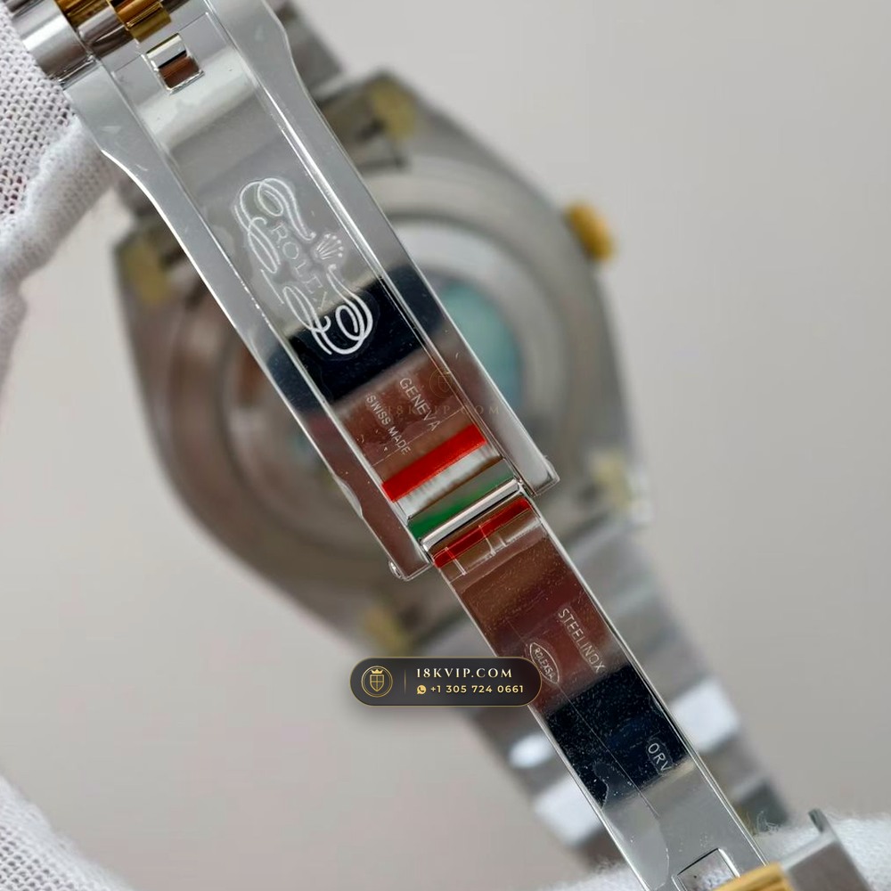 Rolex Datejust 41 Hand-Chamfered Bevel Spec Ref. 126331 — Private Vault Edition — Studio Gallery Plate VII in 18K Gold & 904L Oystersteel Rolesor (150.1g Verified Mass, Rolex Manufacture Cal. 3235 - 70h Power Reserve)