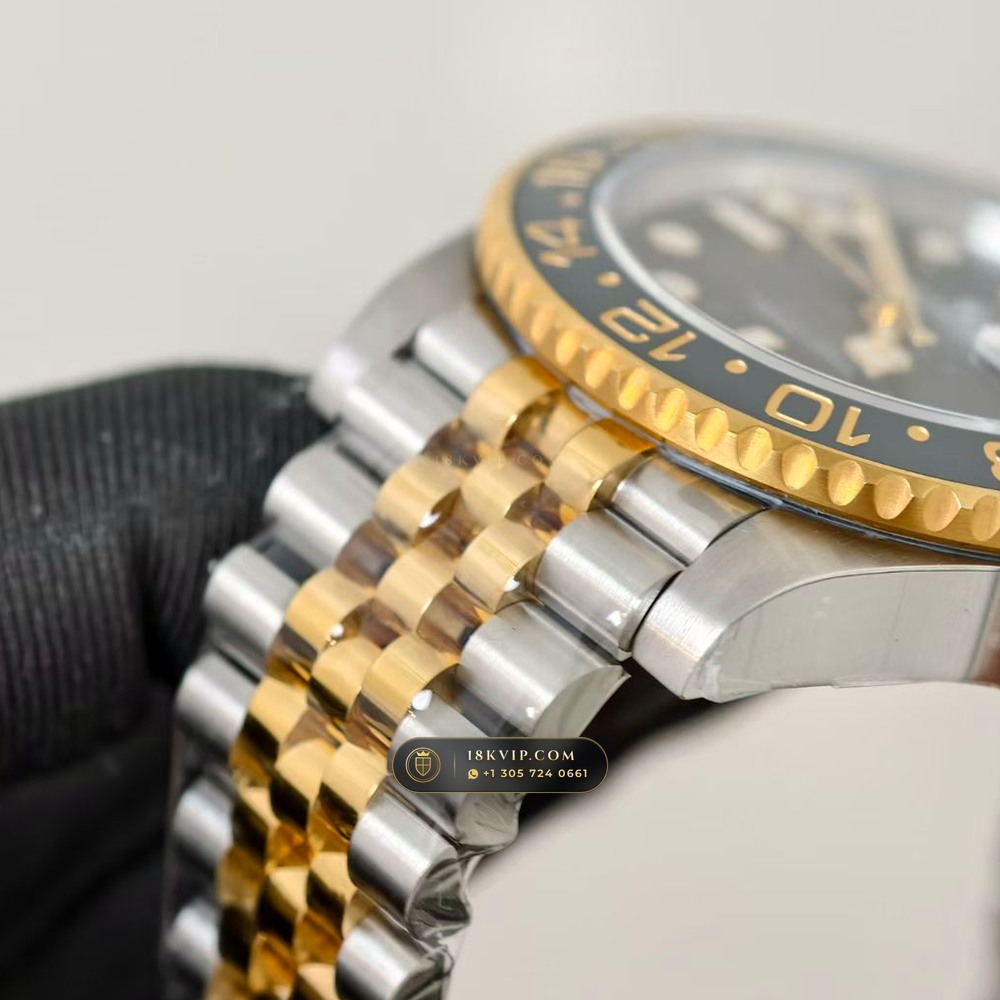 Rolex GMT-Master II Guinness / Zombie Grey & Black Cerachrom 18K Everose Gold Ref. 126715CHNR — Private Vault Edition — Studio Gallery Plate VI in 18K Rose Gold Au750 (225.4g Verified Mass, Rolex Manufacture Cal. 3285 - 70h Power Reserve)