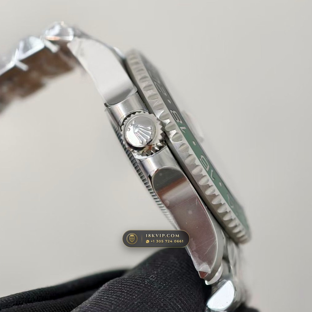 Rolex GMT-Master II Sprite Left-Handed Green & Black Ref. 126720VTNR — Private Vault Edition — Studio Gallery Plate IV in 904L Stainless Steel Custom Architecture (143.9g Verified Mass, Rolex Manufacture Cal. 3285 - 70h Power Reserve)