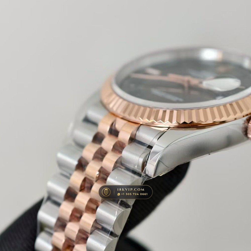 Rolex Datejust 36 Wimbledon Slate Roman Dial Ref. 126231 — Private Vault Edition — Studio Gallery Plate V in 18K Gold & 904L Oystersteel Rolesor (130.1g Verified Mass, Rolex Manufacture Cal. 3235 - 70h Power Reserve)