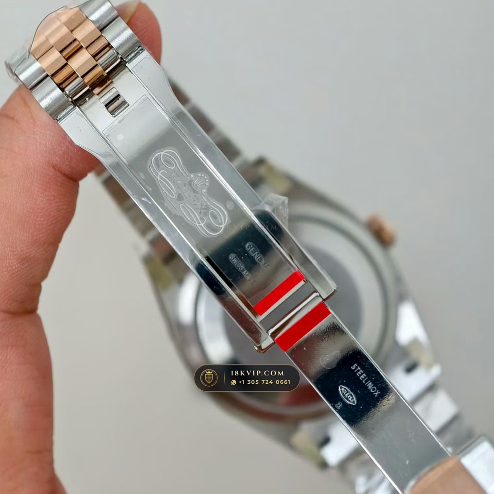 Rolex Datejust 36 Wimbledon Slate Roman Dial Ref. 126231 — Private Vault Edition — Studio Gallery Plate VII in 18K Gold & 904L Oystersteel Rolesor (130.1g Verified Mass, Rolex Manufacture Cal. 3235 - 70h Power Reserve)