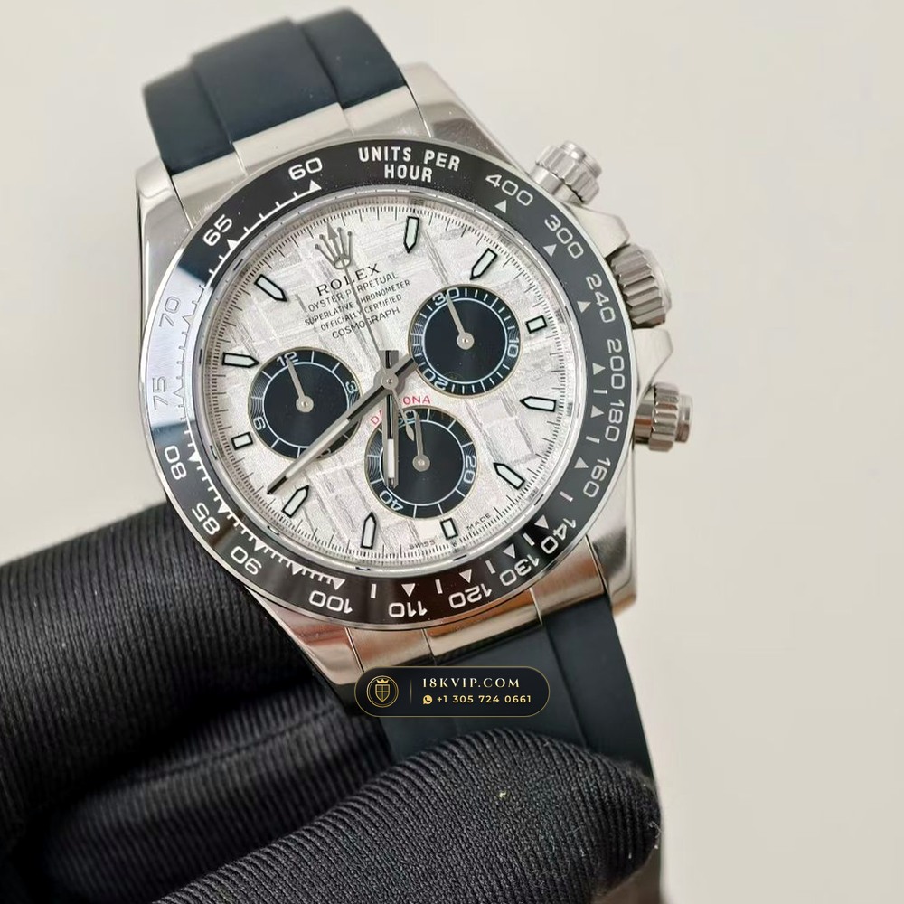 Rolex Cosmograph Daytona Gibeon Meteorite Dial 18K White Gold Hand-Finished Buff Dial Deep Crystal Optics Ref. 126519 — Private Vault Edition — Studio Gallery Plate II in 18K White Gold Au750 (160.3g Verified Mass, Rolex Manufacture Cal. 4131 - 72h Power Reserve)