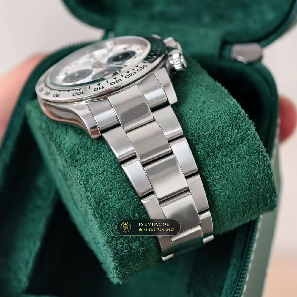 Rolex Cosmograph Daytona Gibeon Meteorite Dial 18K White Gold Hand-Finished Buff Dial 5-Axis CNC Case Ref. 116509 — Private Vault Edition — Studio Gallery Plate IV in 18K White Gold Au750 (216.1g Verified Mass, Rolex Manufacture Cal. 4130 - 72h Power Reserve)