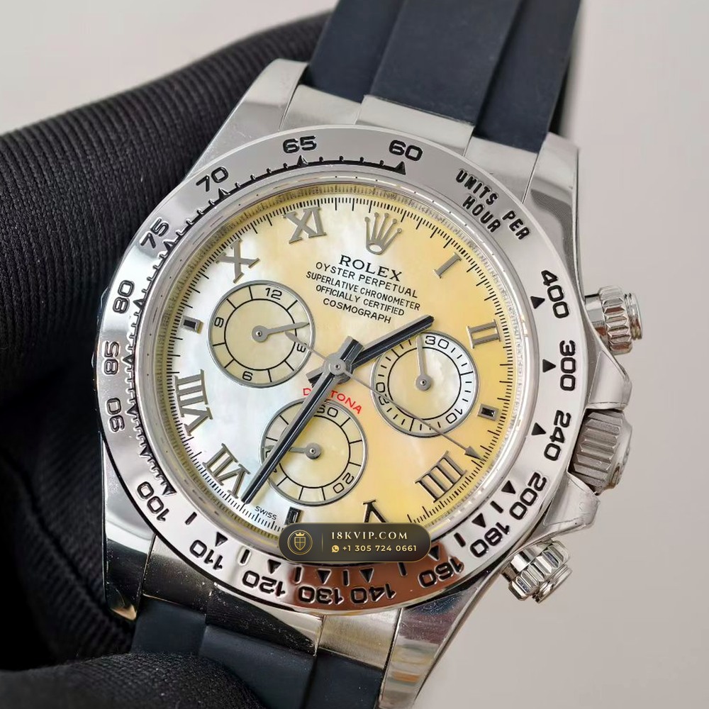 Rolex Cosmograph Daytona Beach Yellow Mother-of-Pearl Collector Edition 18K Yellow Gold Ref. 116518 — Private Vault Edition — Studio Gallery Plate III in 18K Yellow Gold Au750 (138.9g Verified Mass, Rolex Manufacture Cal. 4130 - 72h Power Reserve)