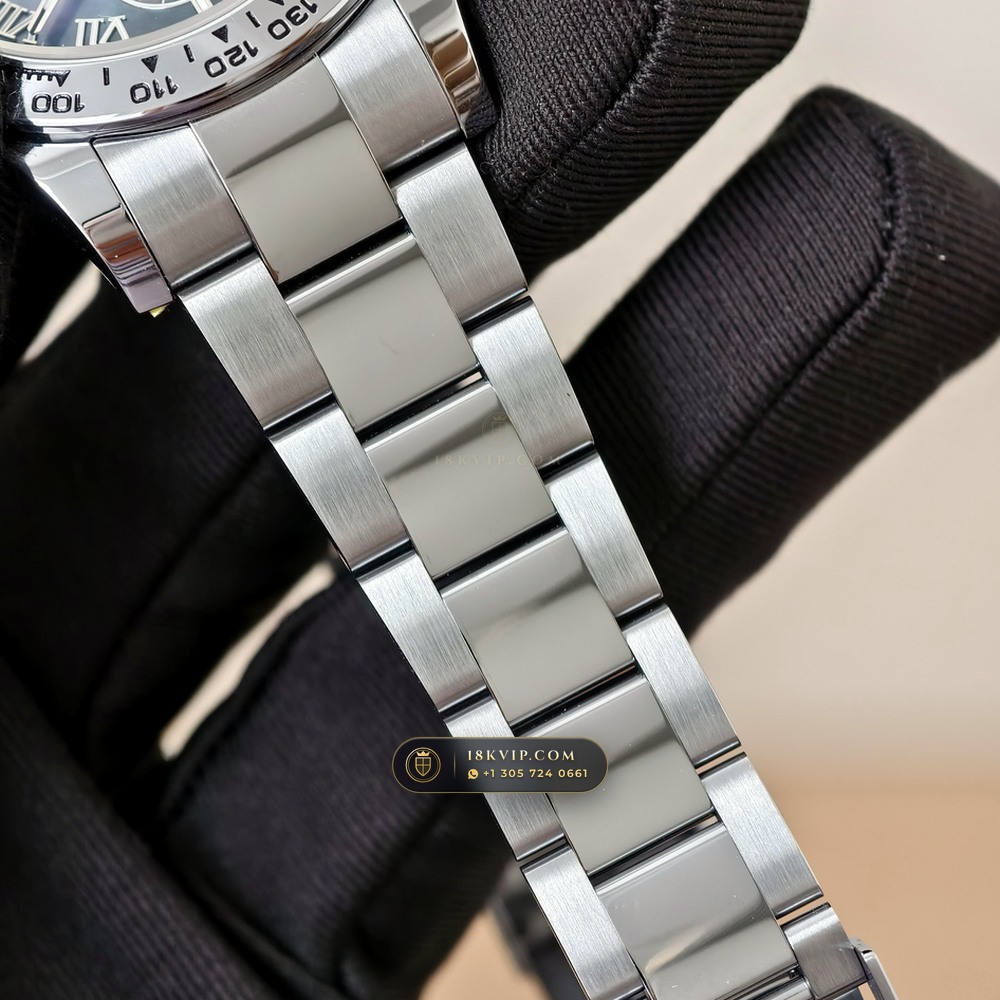 Rolex Cosmograph Daytona Tahitian Mother-of-Pearl Dial 18K White Gold Ref. 126509 — Private Vault Edition — Studio Gallery Plate IX in 18K White Gold Au750 (216.7g Verified Mass, Rolex Manufacture Cal. 4131 - 72h Power Reserve)