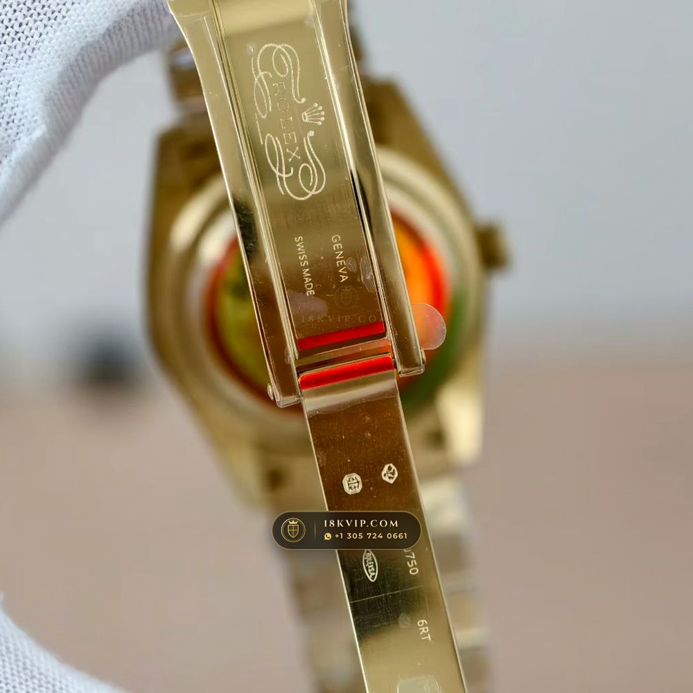 Rolex Day-Date 36 Diamond-Set Bezel 18K Yellow Gold Ref. 128238 — Private Vault Edition — Studio Gallery Plate VI in 18K Yellow Gold Au750 (183.7g Verified Mass, Rolex Manufacture Cal. 3255 - 70h Power Reserve)