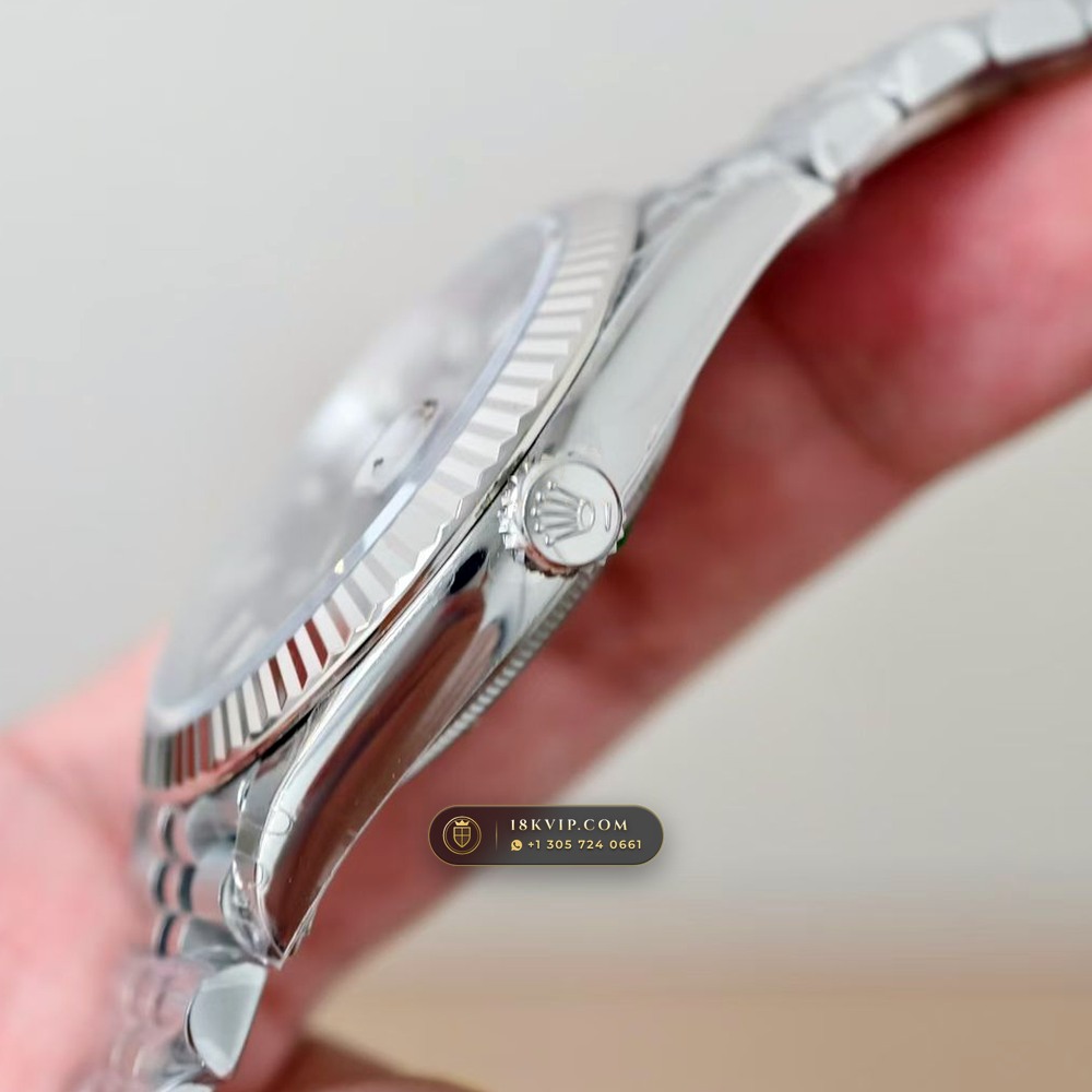 Rolex Datejust 41 Fluted 18K White Gold Bezel & Sunray Dial Ref. 126334 — Private Vault Edition — Studio Gallery Plate VI in 904L Stainless Steel Custom Architecture (150.2g Verified Mass, Rolex Manufacture Cal. 3235 - 70h Power Reserve)