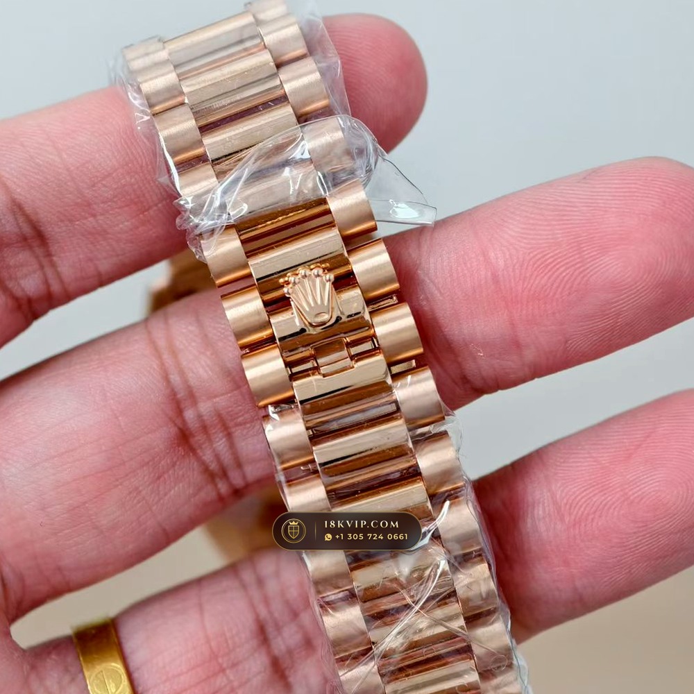 Rolex Day-Date 36 Baguette Diamond Bezel 18K Everose Gold Ref. 128345RBR — Private Vault Edition — Studio Gallery Plate VII in 18K Rose Gold Au750 (183.4g Verified Mass, Rolex Manufacture Cal. 3255 - 70h Power Reserve)