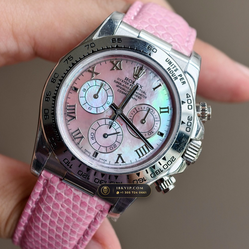 Rolex Cosmograph Daytona Beach Chrysoprase Green Mother-of-Pearl 18K White Gold Ref. 116519 — Private Vault Edition — Studio Gallery Plate II in 18K White Gold Au750 (138.5g Verified Mass, Rolex Manufacture Cal. 4130 - 72h Power Reserve)