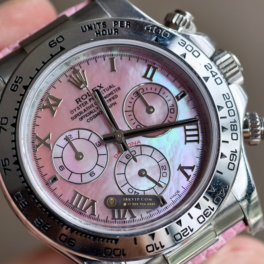 Rolex Cosmograph Daytona Beach Chrysoprase Green Mother-of-Pearl 18K White Gold Ref. 116519 — Private Vault Edition — Studio Gallery Plate IV in 18K White Gold Au750 (138.5g Verified Mass, Rolex Manufacture Cal. 4130 - 72h Power Reserve)