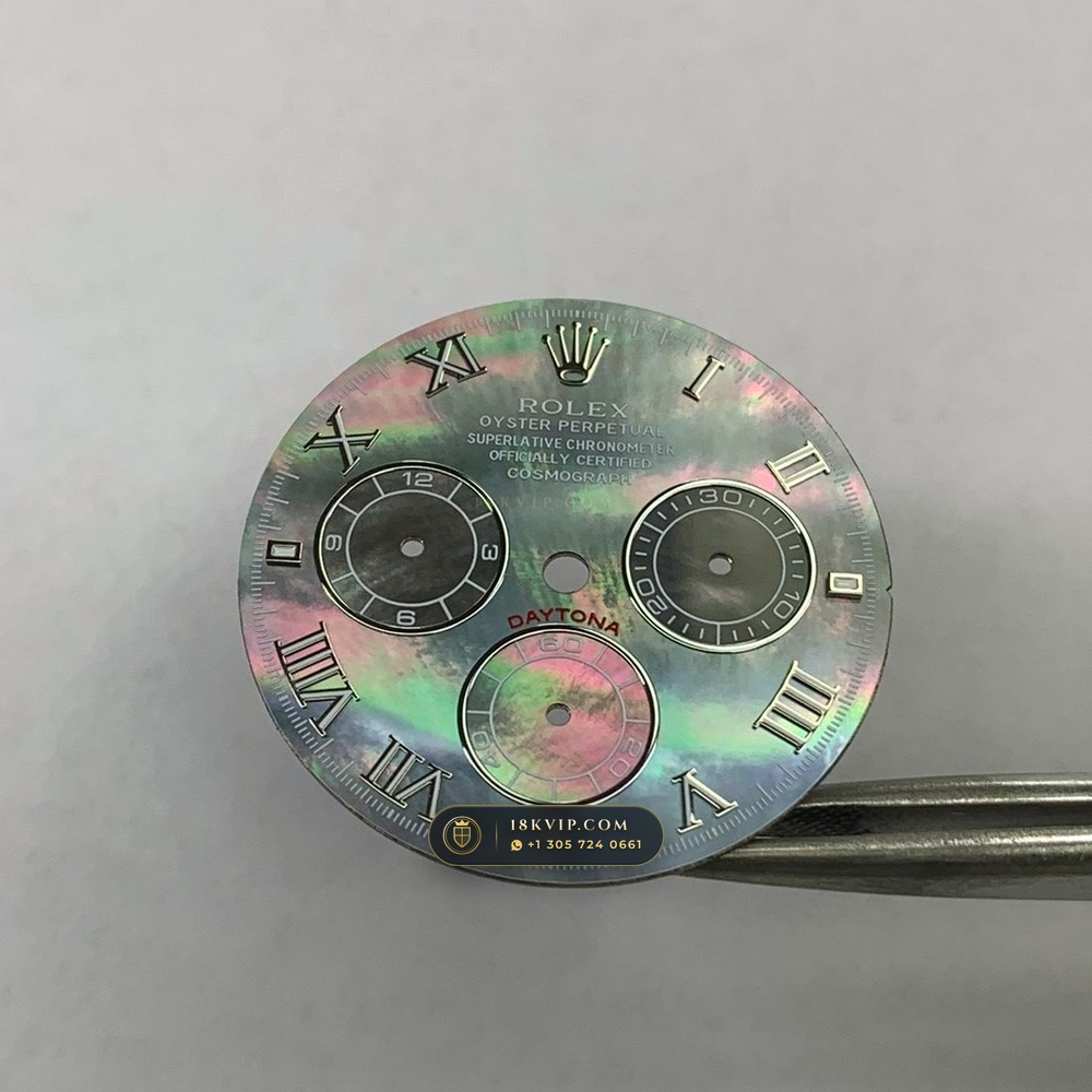 Rolex Cosmograph Daytona Tahitian Mother-of-Pearl Dial 18K White Gold Geneva Atelier Spec Ref. 126509 — Private Vault Edition — Studio Gallery Plate IV in 18K White Gold Au750 (216.3g Verified Mass, Rolex Manufacture Cal. 4131 - 72h Power Reserve)