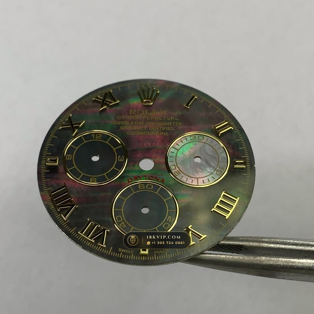 Rolex Cosmograph Daytona Tahitian Mother-of-Pearl Dial 18K White Gold Geneva Atelier Spec Ref. 126509 — Private Vault Edition — Studio Gallery Plate VI in 18K White Gold Au750 (216.3g Verified Mass, Rolex Manufacture Cal. 4131 - 72h Power Reserve)