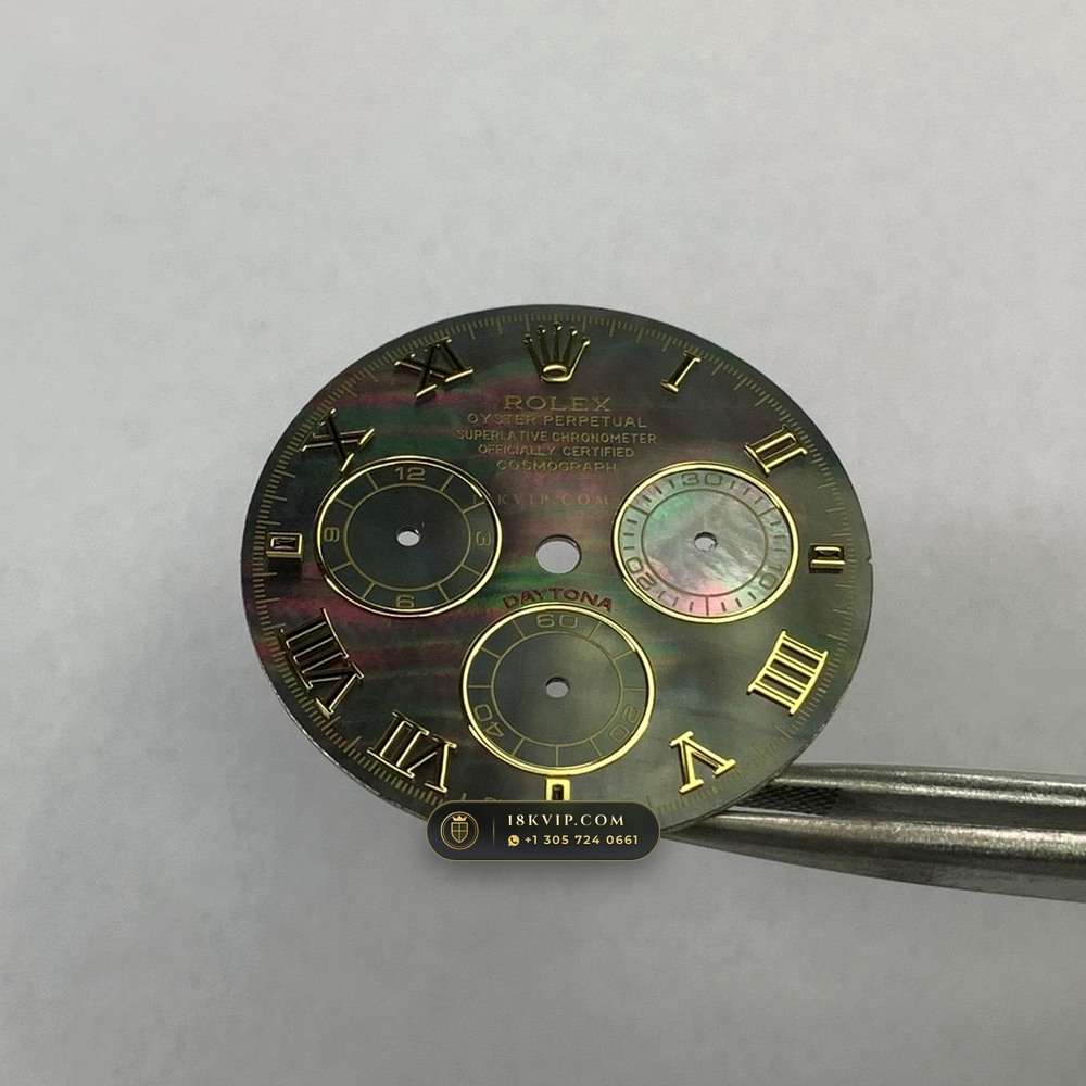 Rolex Cosmograph Daytona Tahitian Mother-of-Pearl Dial 18K White Gold Geneva Atelier Spec Ref. 126509 — Private Vault Edition — Studio Gallery Plate IX in 18K White Gold Au750 (216.3g Verified Mass, Rolex Manufacture Cal. 4131 - 72h Power Reserve)