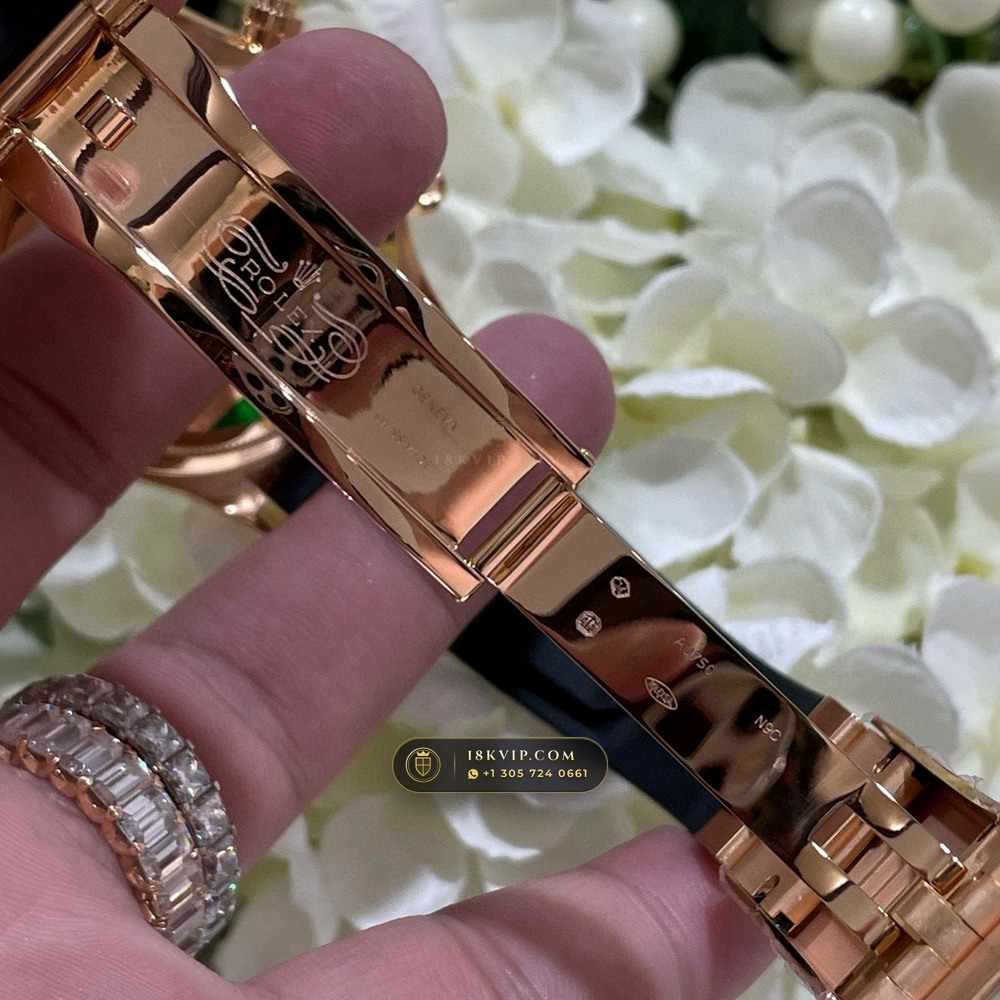 Rolex Cosmograph Daytona Giraffe Off-Catalogue Diamond Edition 18K Everose Gold Geneva Atelier Spec Ref. 126555TBR — Private Vault Edition — Studio Gallery Plate VII in 18K Rose Gold Au750 (216.3g Verified Mass, Rolex Manufacture Cal. 4131 - 72h Power Reserve)