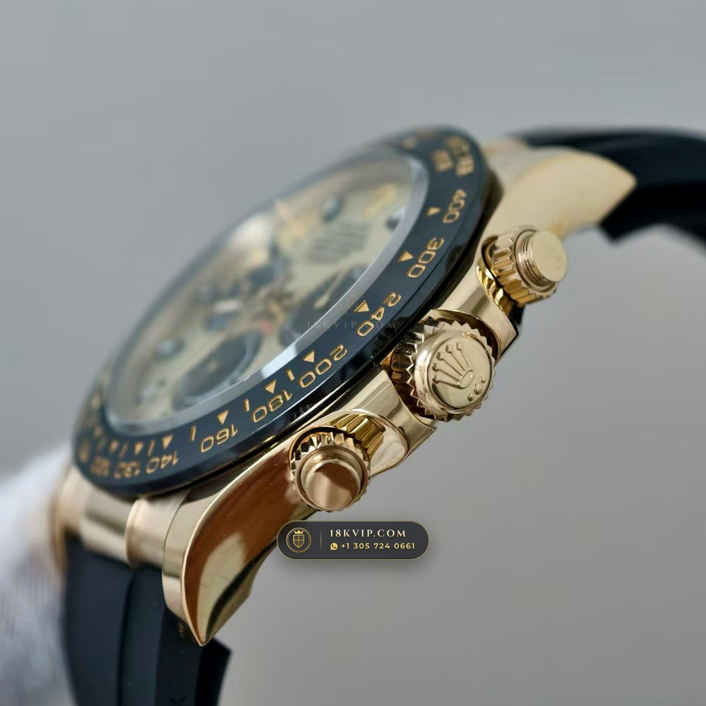 Rolex Cosmograph Daytona 18K Yellow Gold Deep Crystal Optics 5-Axis CNC Case Ref. 116518LN — Private Vault Edition — Studio Gallery Plate IV in 18K Yellow Gold Au750 (160.2g Verified Mass, Rolex Manufacture Cal. 4130 - 72h Power Reserve)